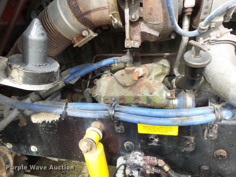 image for item G1979 1999 Kenworth T600 semi truck