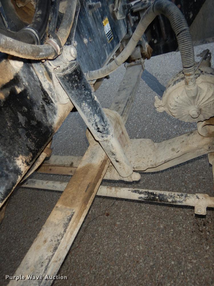 image for item J5605 2001 Mack CH613 semi truck