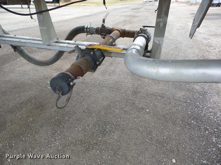 image for item J8548 1988 Fruehauf TAGTZEGF9200 tank trailer