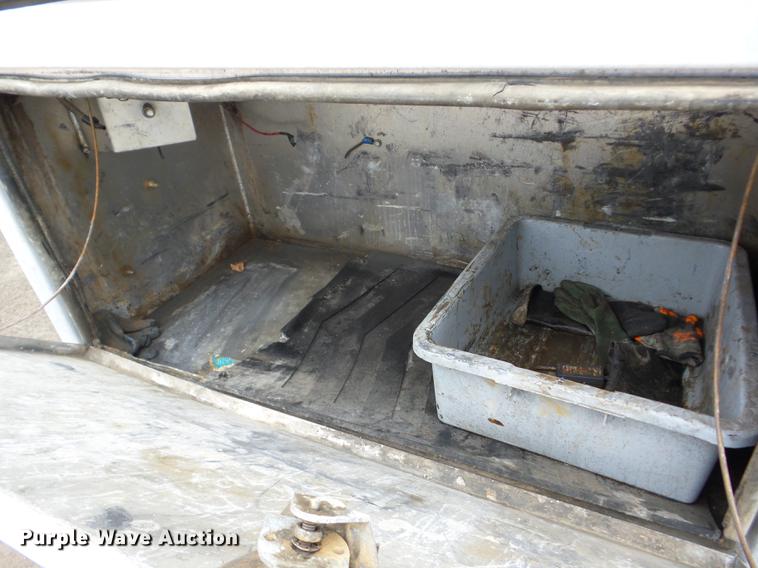 image for item J8549 2014 Tytal tank trailer