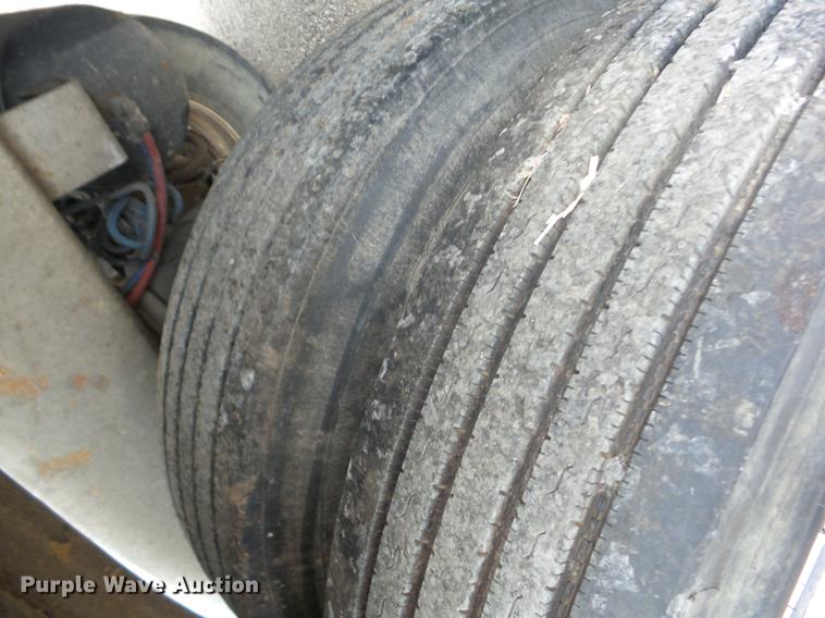 image for item J8549 2014 Tytal tank trailer