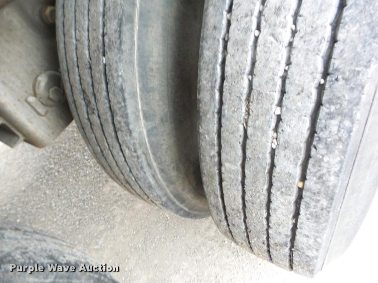 image for item J8549 2014 Tytal tank trailer