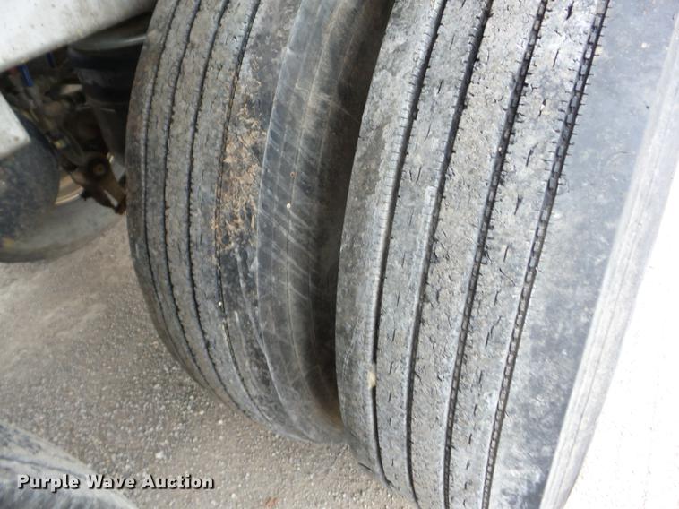 image for item J8549 2014 Tytal tank trailer