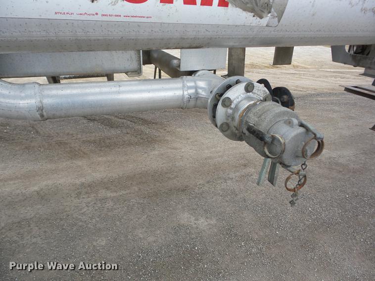 image for item J8549 2014 Tytal tank trailer