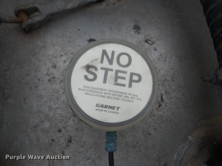 image for item J8549 2014 Tytal tank trailer