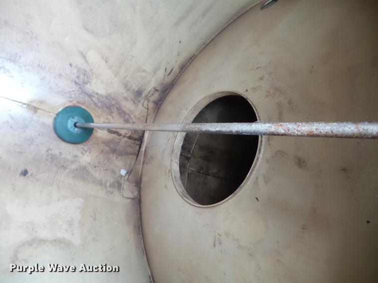 image for item J8549 2014 Tytal tank trailer