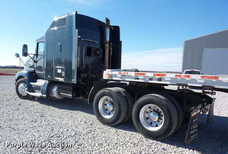 image for item K6315 2008 Kenworth T660 semi truck