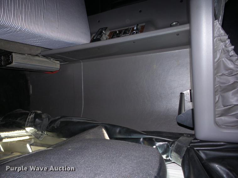 image for item K6315 2008 Kenworth T660 semi truck