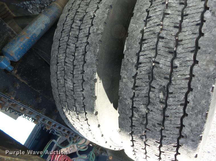 image for item K6315 2008 Kenworth T660 semi truck