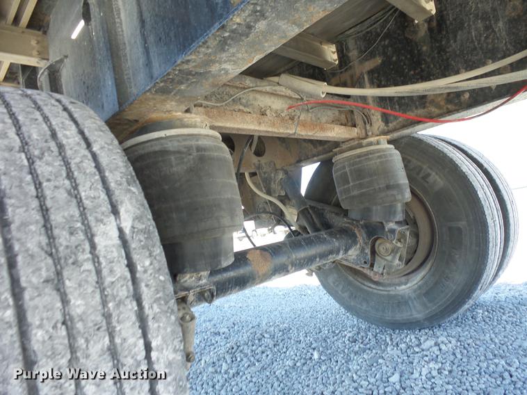 image for item K6316 2000 Wilson CF-900A flatbed trailer