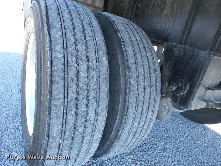 image for item K6316 2000 Wilson CF-900A flatbed trailer