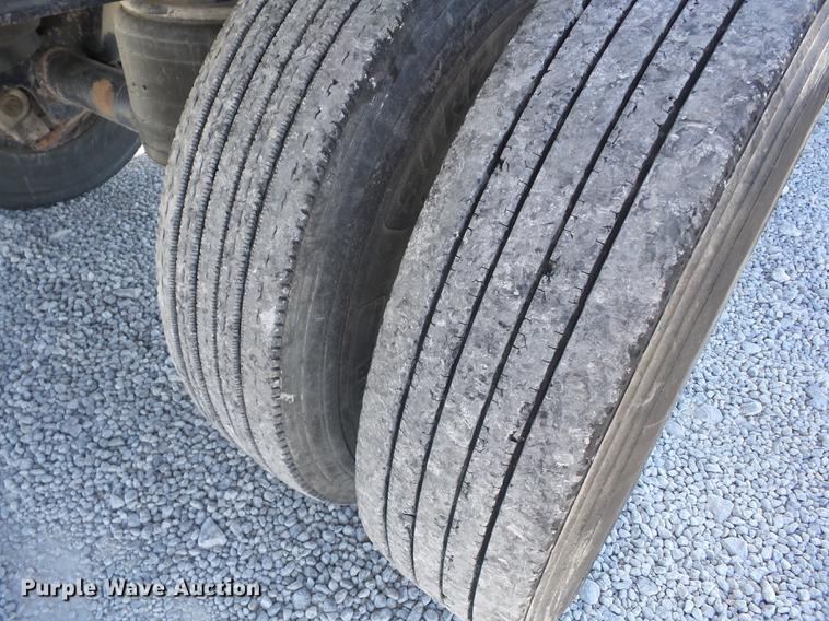 image for item K6316 2000 Wilson CF-900A flatbed trailer