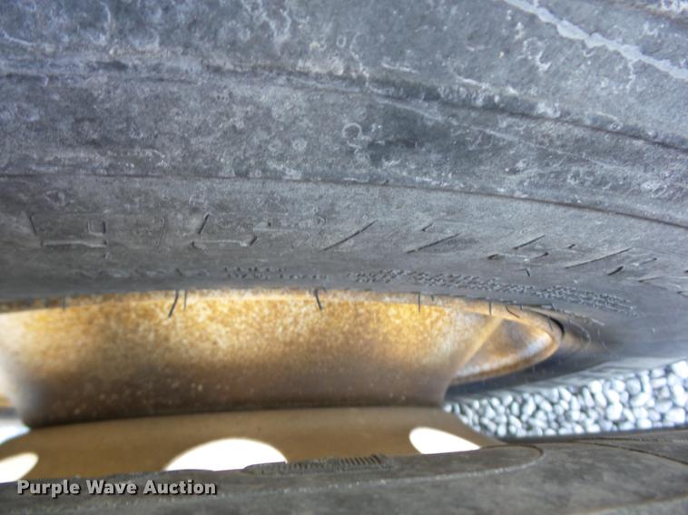 image for item K6316 2000 Wilson CF-900A flatbed trailer