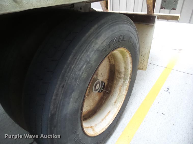 image for item L5648 1996 Stoughton AVW-535T-SC dry van trailer