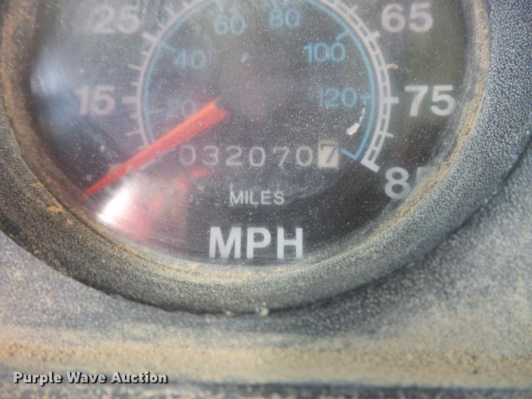 image for item DC1125 1987 International S1800 Thomas Built school bus