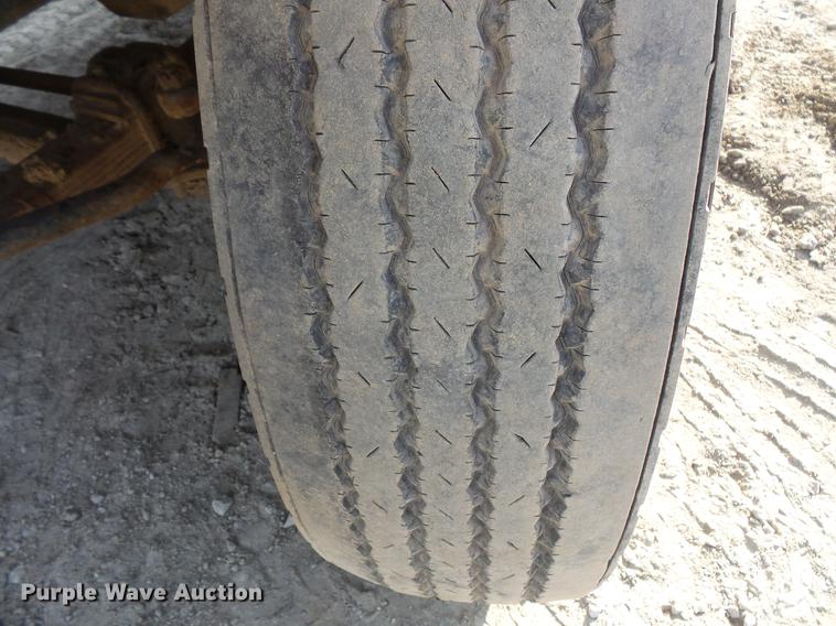 image for item DC1125 1987 International S1800 Thomas Built school bus