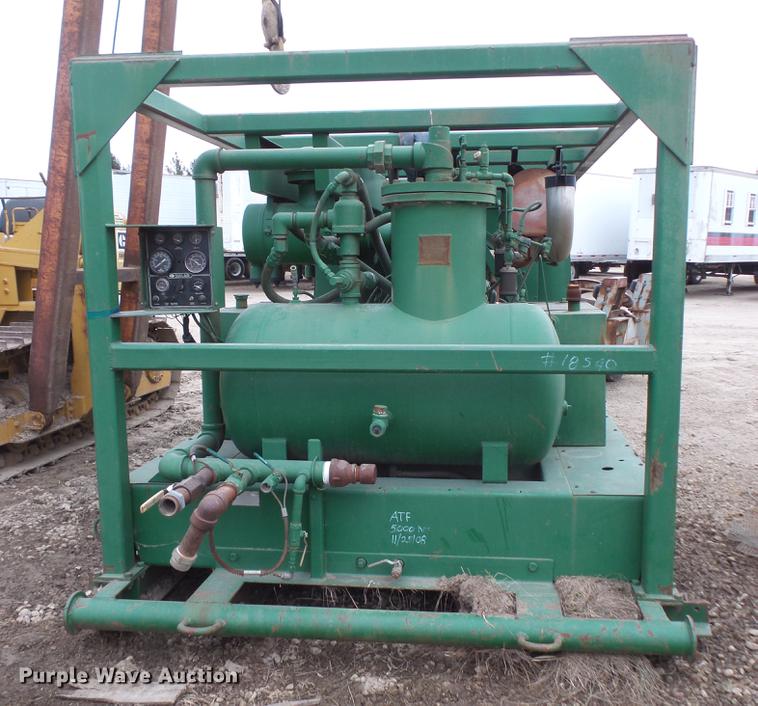 image for item DC1154 Sullair 1600Q air compressor