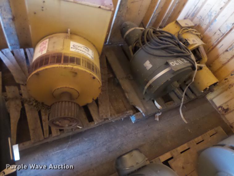 (3) electric motors in East Moline, IL Item DC1185 sold Purple Wave