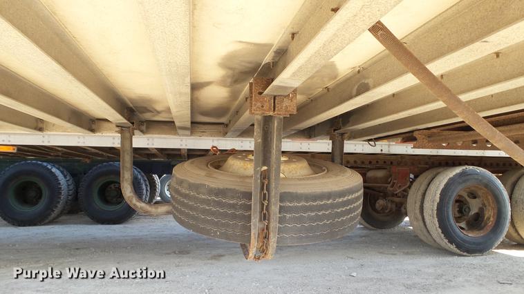 image for item DC6282 2000 Wabash dry van trailer