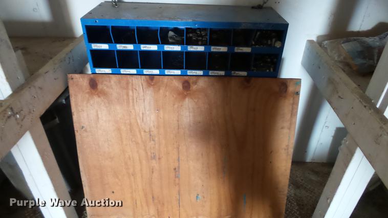 image for item DC6282 2000 Wabash dry van trailer