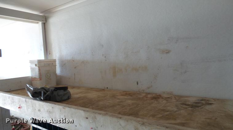 image for item DC6282 2000 Wabash dry van trailer