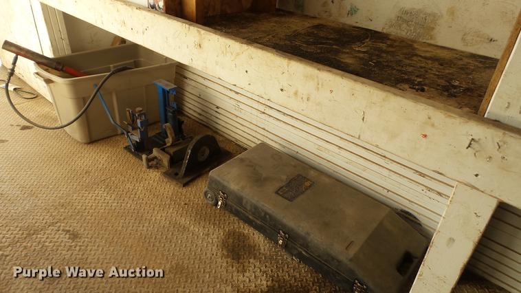 image for item DC6282 2000 Wabash dry van trailer