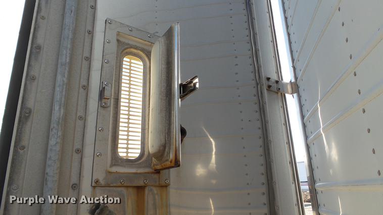 image for item DC6282 2000 Wabash dry van trailer