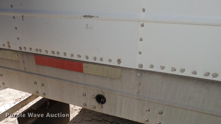 image for item DC6282 2000 Wabash dry van trailer