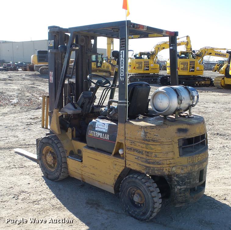 image for item DC6293 Caterpillar GP25 forklift