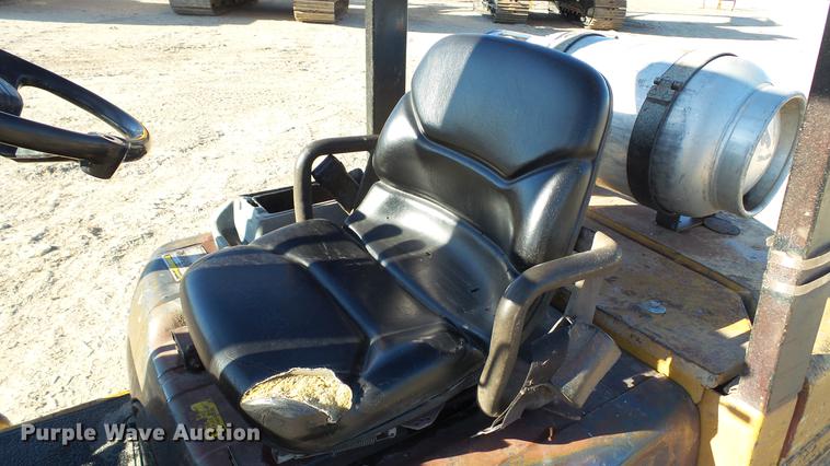 image for item DC6293 Caterpillar GP25 forklift