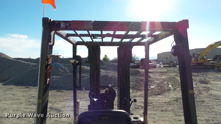 image for item DC6293 Caterpillar GP25 forklift