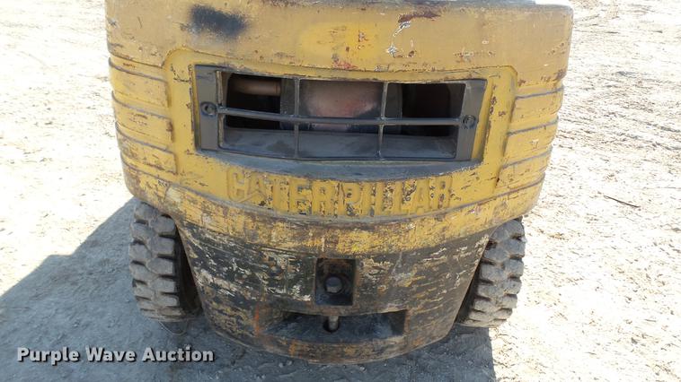 image for item DC6293 Caterpillar GP25 forklift