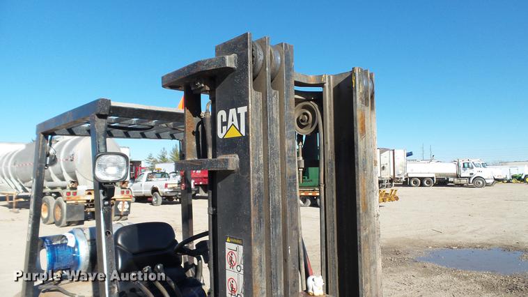 image for item DC6293 Caterpillar GP25 forklift
