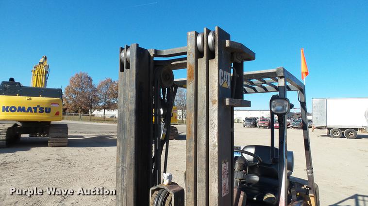 image for item DC6293 Caterpillar GP25 forklift