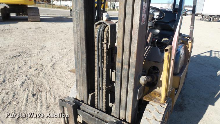 image for item DC6293 Caterpillar GP25 forklift