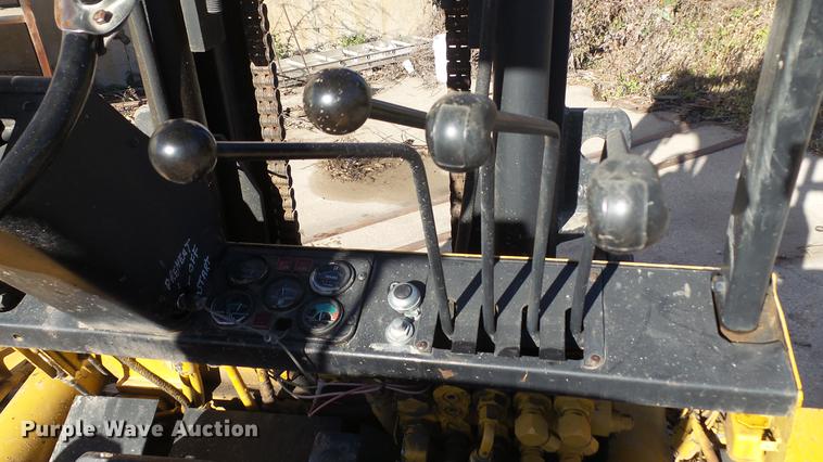 image for item DC6296 Yale CDP100MCNUBE088 forklift