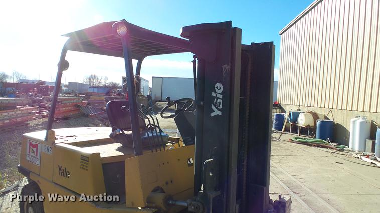 image for item DC6296 Yale CDP100MCNUBE088 forklift