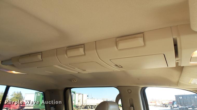 image for item DC6298 2005 Ford F150 Lariat SuperCrew pickup truck