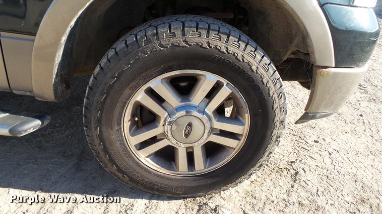 image for item DC6298 2005 Ford F150 Lariat SuperCrew pickup truck