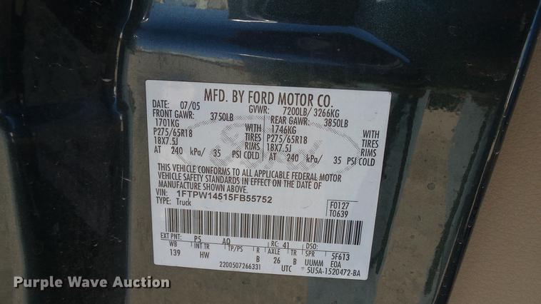 image for item DC6298 2005 Ford F150 Lariat SuperCrew pickup truck