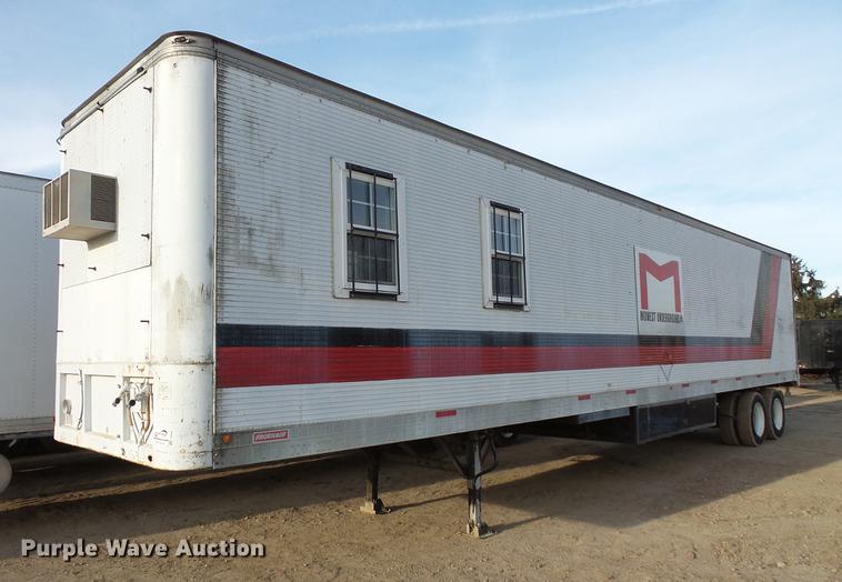 image for item DC6347 1984 Fruehauf FB9-F2-48-CST-102 dry van trailer