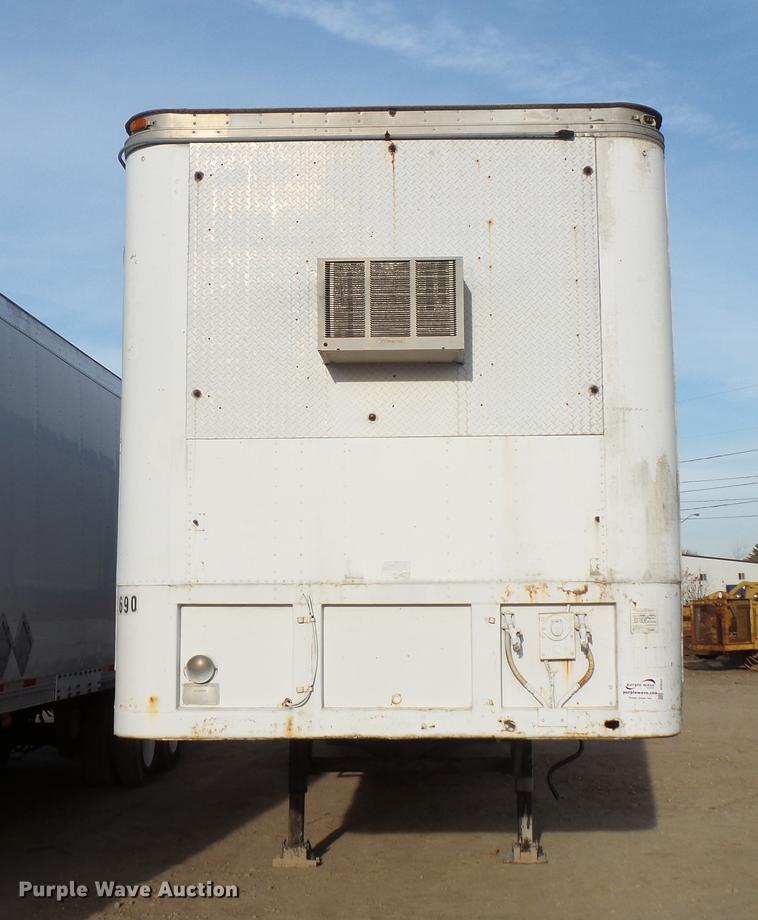 image for item DC6347 1984 Fruehauf FB9-F2-48-CST-102 dry van trailer