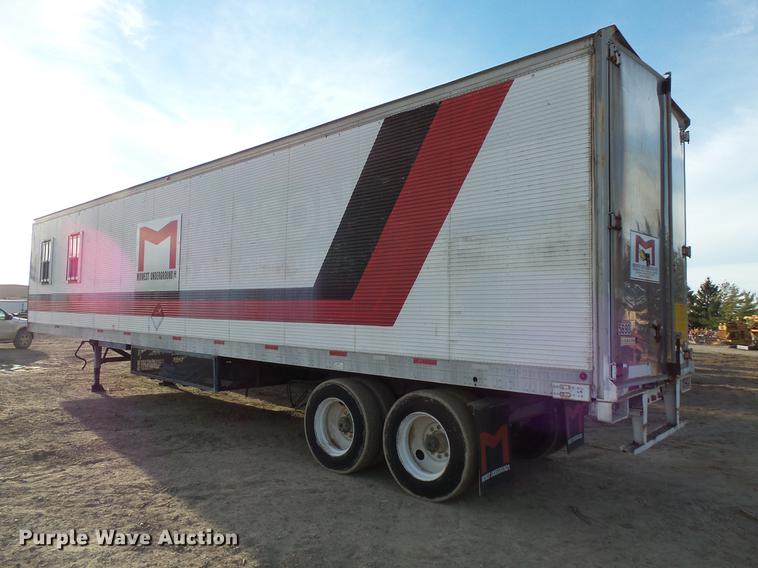 image for item DC6347 1984 Fruehauf FB9-F2-48-CST-102 dry van trailer