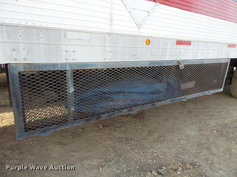 image for item DC6347 1984 Fruehauf FB9-F2-48-CST-102 dry van trailer