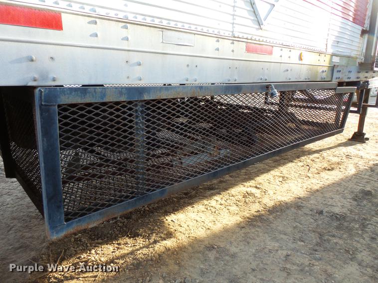 image for item DC6347 1984 Fruehauf FB9-F2-48-CST-102 dry van trailer