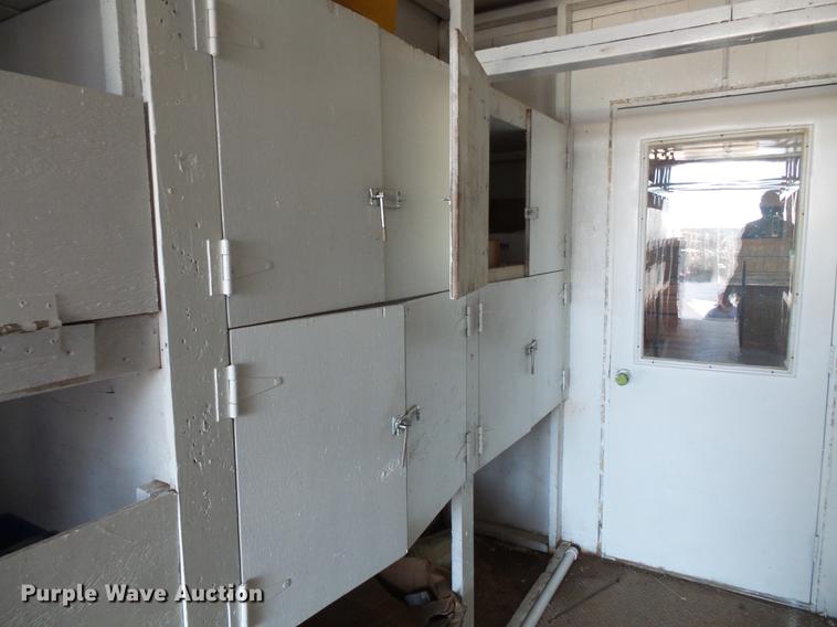 image for item DC6347 1984 Fruehauf FB9-F2-48-CST-102 dry van trailer