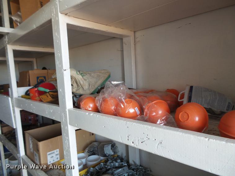 image for item DC6347 1984 Fruehauf FB9-F2-48-CST-102 dry van trailer