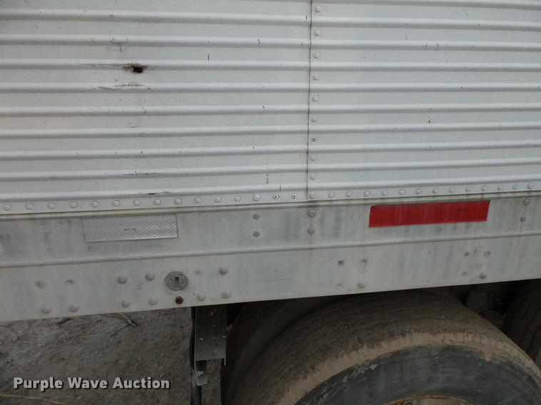 image for item DC6347 1984 Fruehauf FB9-F2-48-CST-102 dry van trailer