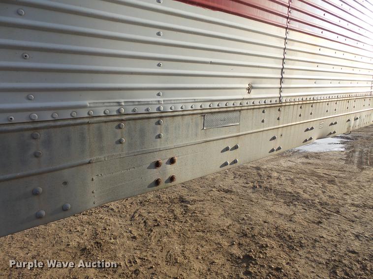 image for item DC6347 1984 Fruehauf FB9-F2-48-CST-102 dry van trailer