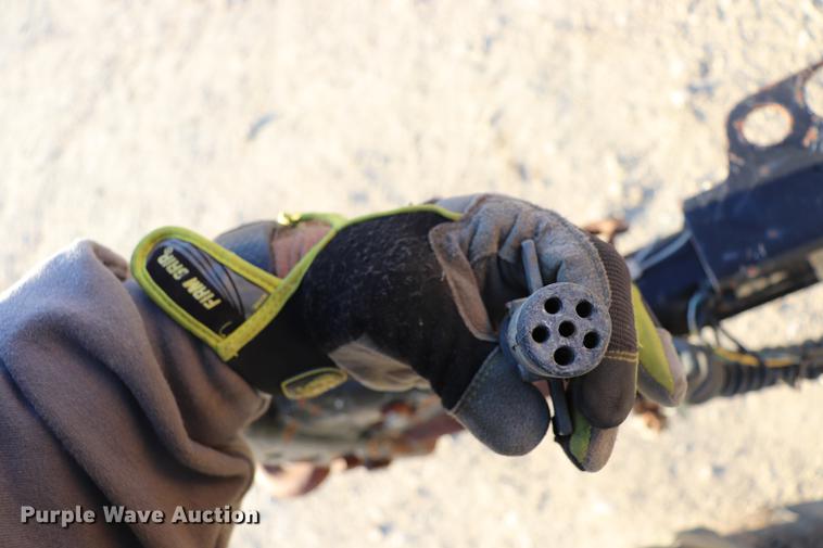 image for item DC6353 Vermeer BC1400 wood chipper